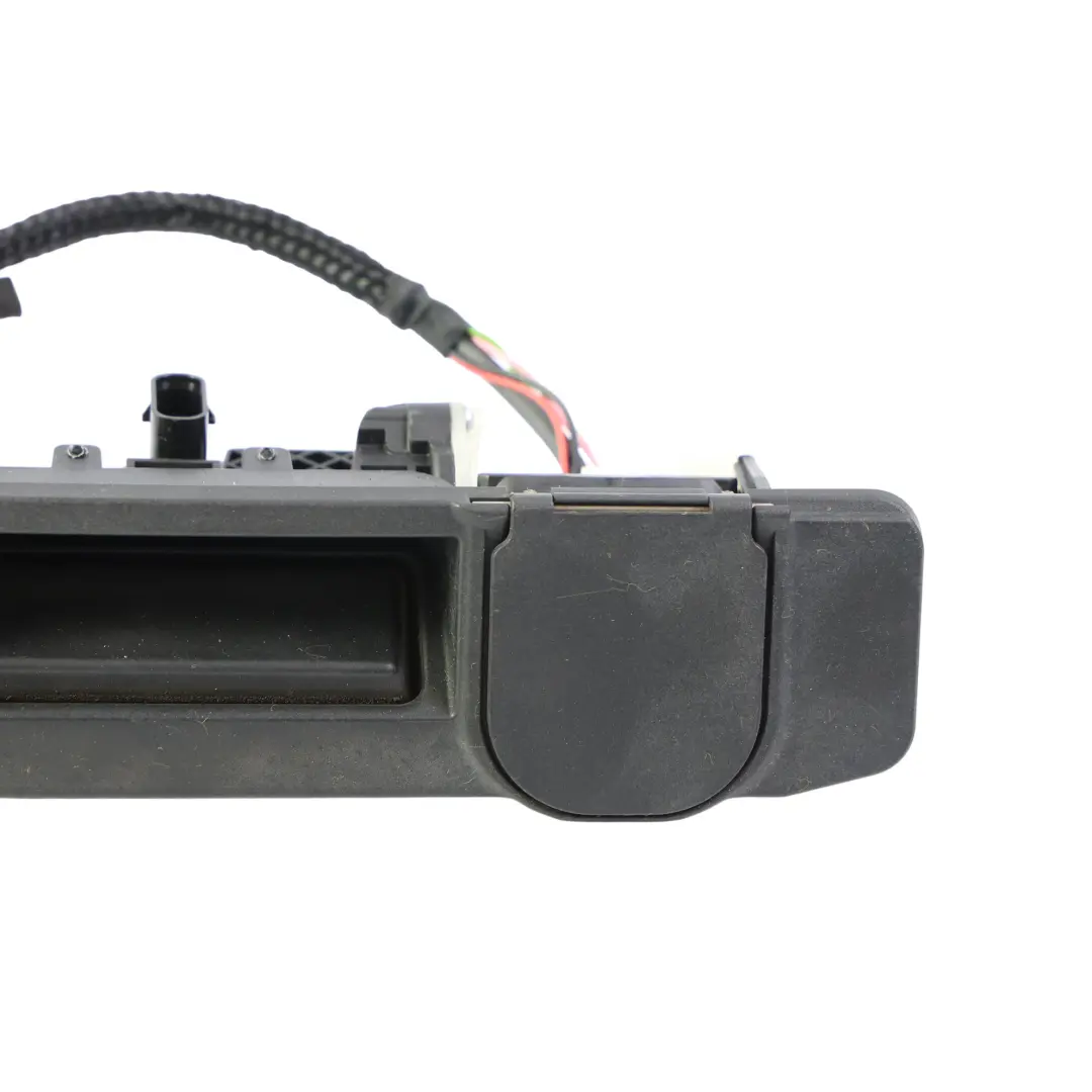 Mercedes W176 Poignée Coffre Cache Cadre Support Garniture A1667500993 - SKU A1767500993 - Numéro de pièce A1767500993