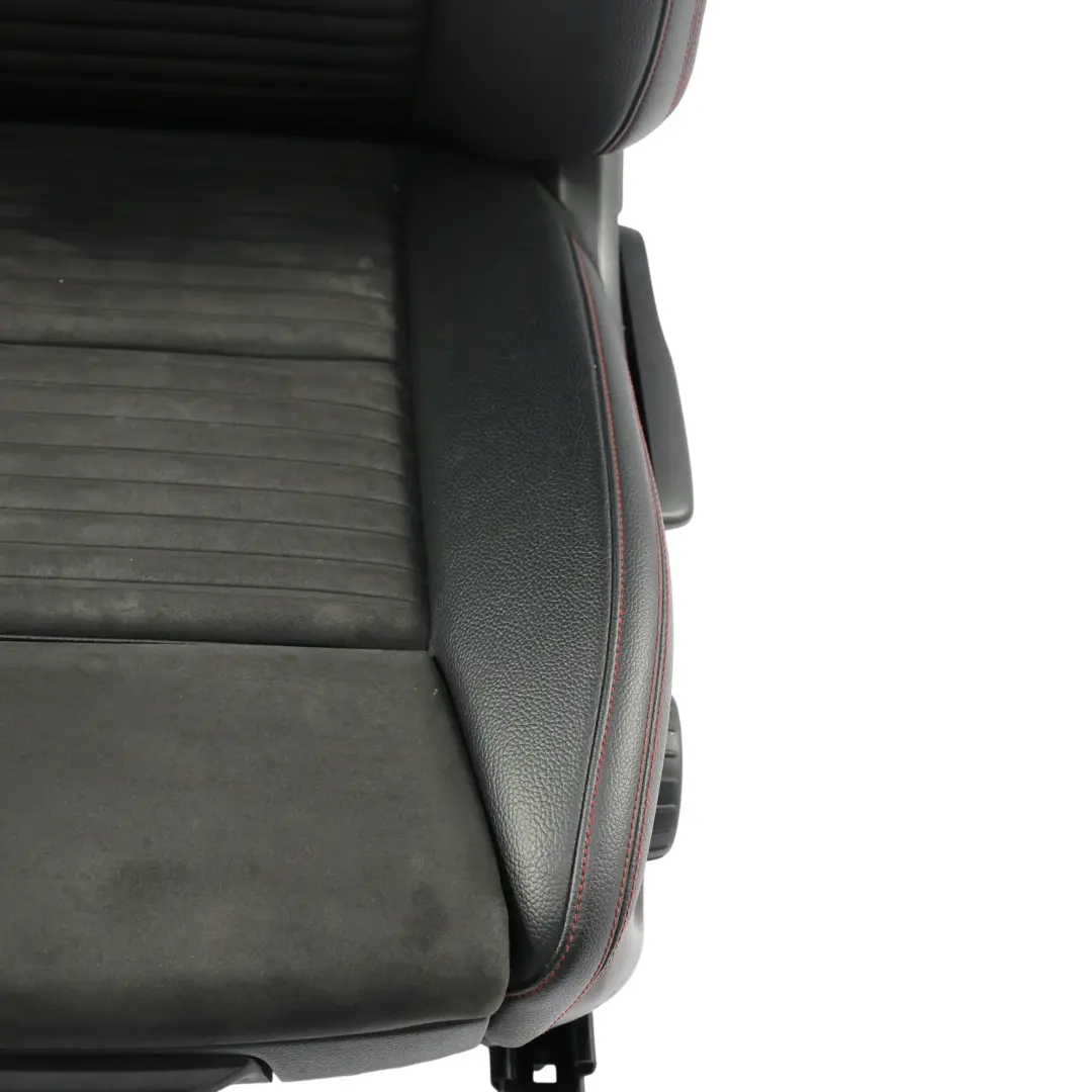 Siège Sport Avant Gauche Tissu Similicuir Coutures Rouges pour Mercedes W176 à propos du numéro de pièce A1769106307 Mercedes W176 Siège Sport Avant Gauche Tissu Similicuir Coutures Rouges - SKU A1769106307-3 - Numéro de pièce A1769106307