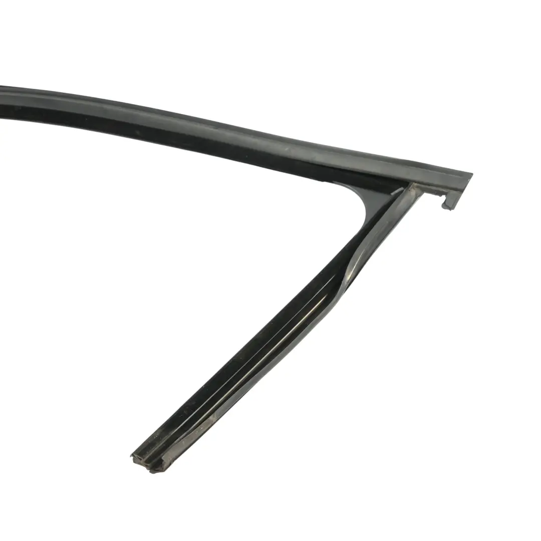 Door Gasket Mercedes W176 W204 W212 Front Left Right Door Seal to with Part number A2047271187 Door Gasket Mercedes W176 W204 W212 Front Left Right Door Seal - SKU A2047271187 - Part number A2047271187