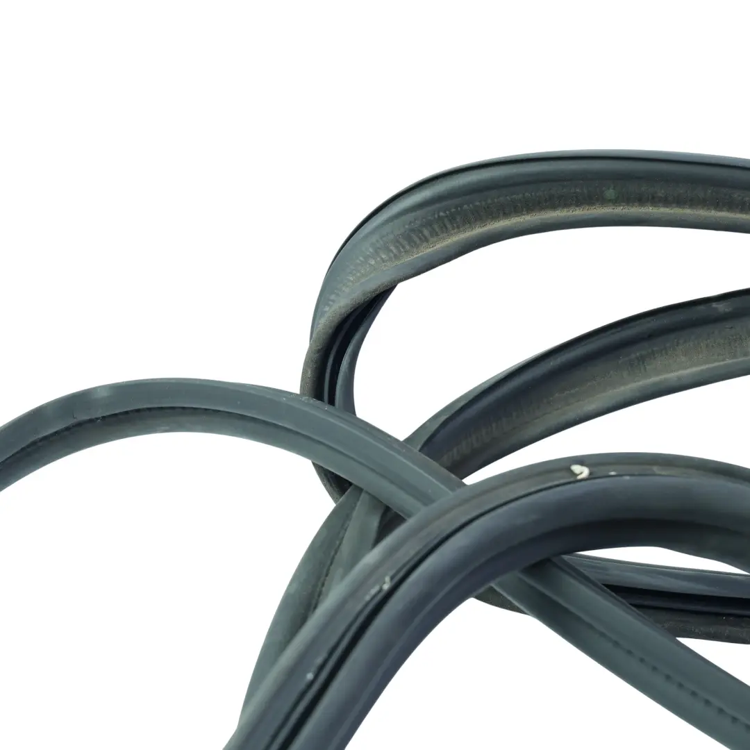  Door Gasket Mercedes W176 W204 W212 Front Left Right Door Seal - SKU A2047271187 - Part number A2047271187