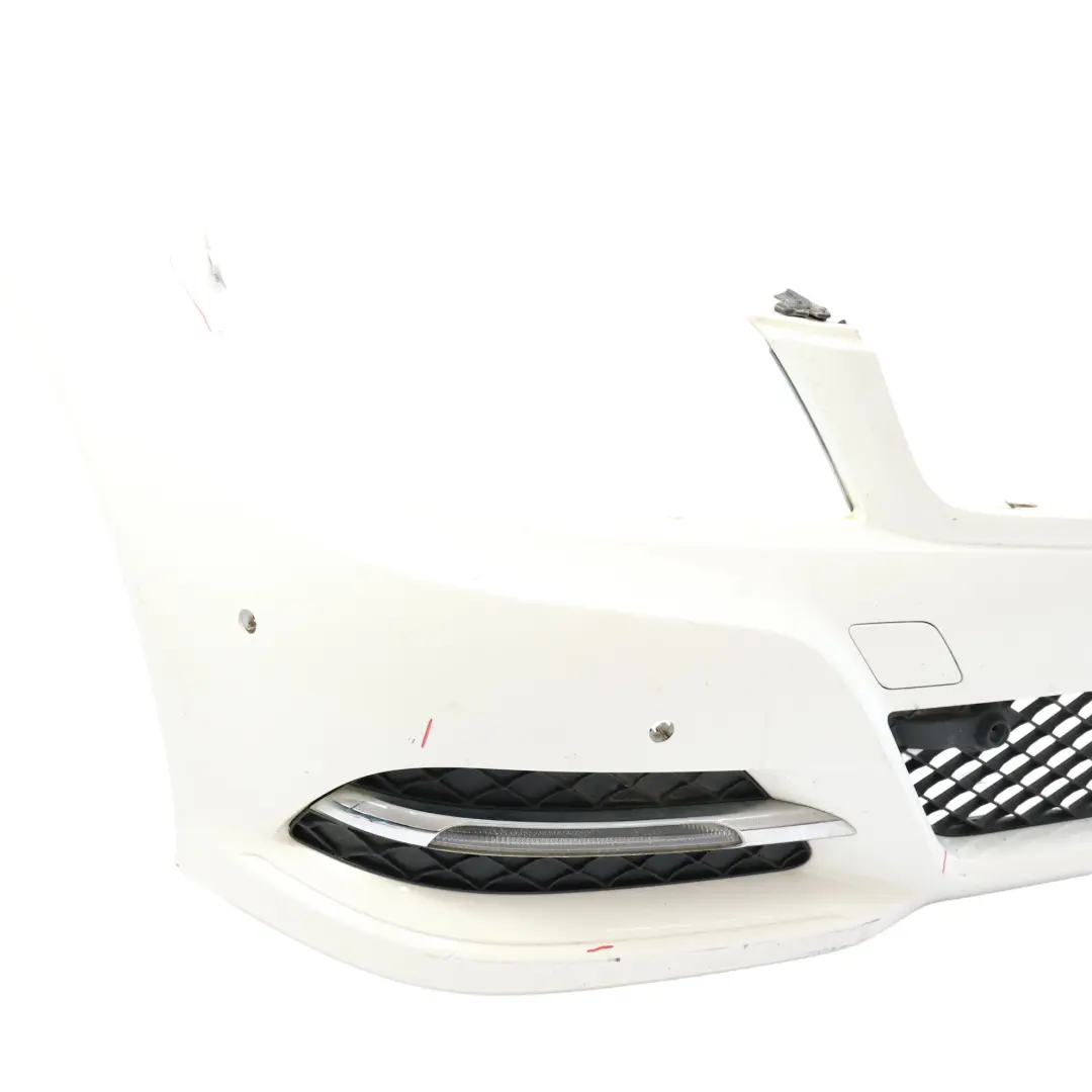 Przedni Zderzak Polar White Biały - 149 do Mercedes W204 o numerze A2048805747 Mercedes W204 Przedni Zderzak Polar White Biały - 149 - SKU A2048805747-POL - Numer Części A2048805747