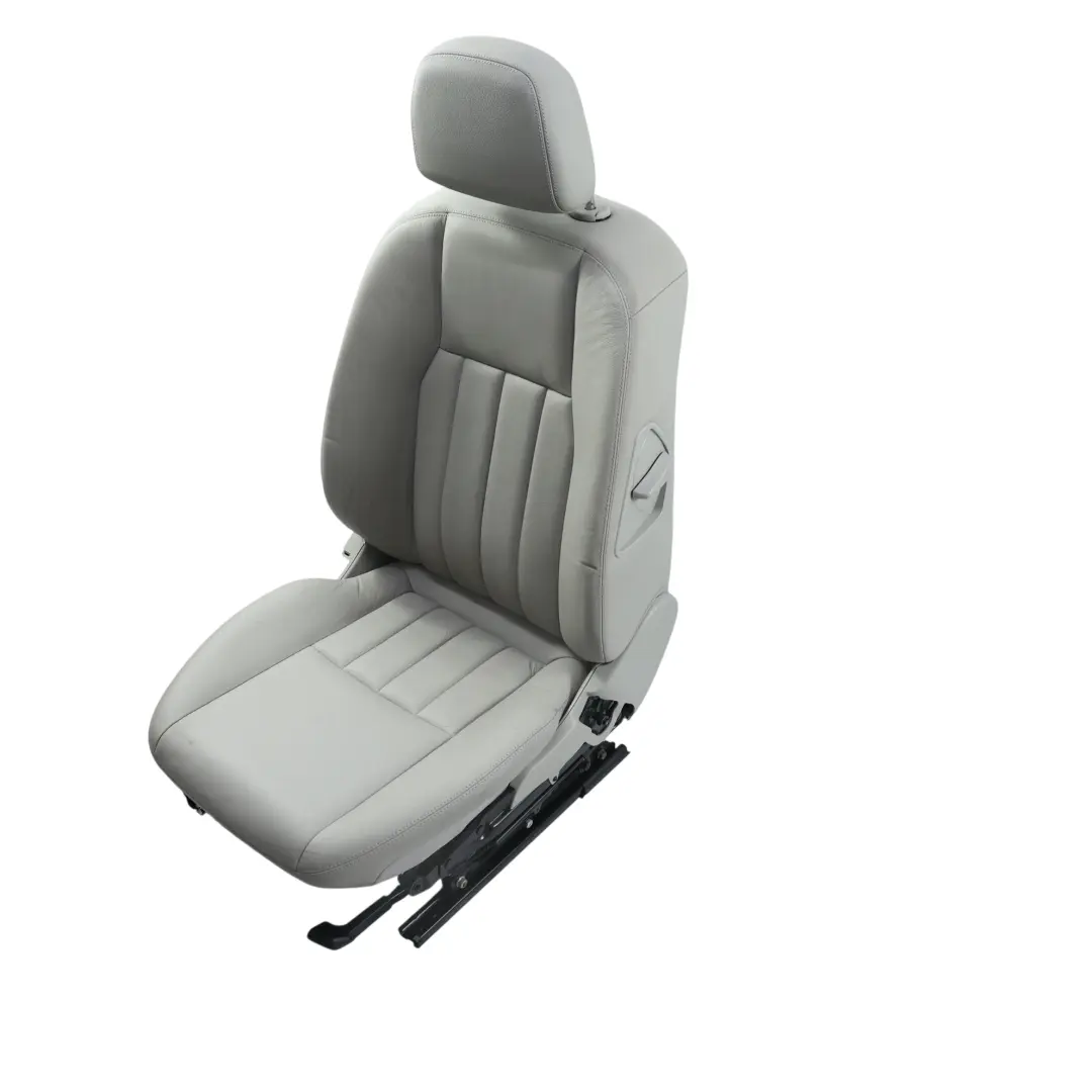 Mercedes W204 Vordersitz Elektrisch Rechts Grau Leder Innenausstattung - SKU A2049109047-2 - Teilenummer A2049109047