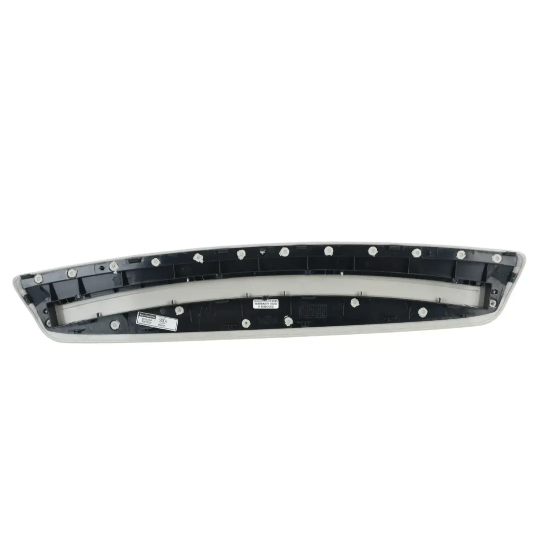 Mercedes W205 Sedan Tylna Osłona Trzeciego Światła Stop Szara - SKU A2058200260-3 - Numer Części A2058200260