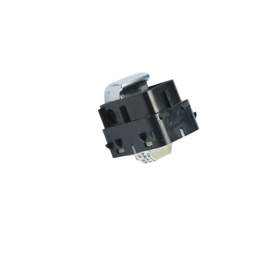 Pulsante Sedile Posteriore Nero Destra per Mercedes GLC X253 con numero di parte A2059052113 Mercedes GLC X253 Pulsante Sedile Posteriore Nero Destra - SKU A2059052113-1 - Numero di parte A2059052113