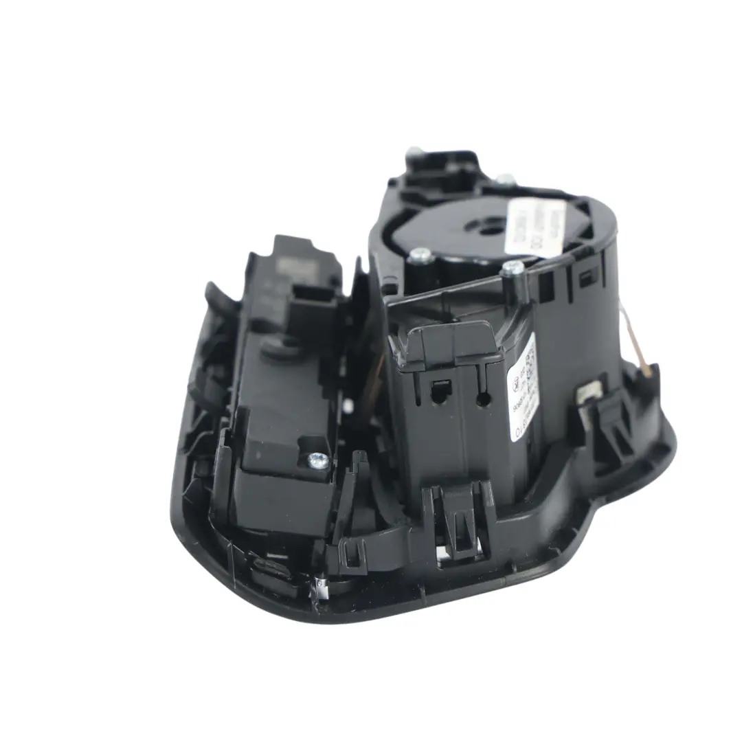 Assistenzsystem Schalter Taste Kamera Scheinwerfer A205905830 für Mercedes W205 X253 mit Teilenummer A2059058309 Mercedes W205 X253 Assistenzsystem Schalter Taste Kamera Scheinwerfer A205905830 - SKU A2059058309 - Teilenummer A2059058309