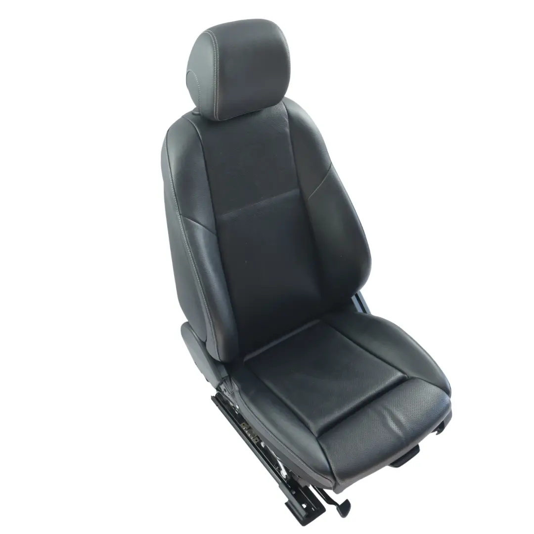 Asiento Delantero Izquierdo Calefactable Imitación Cuero Negro para Mercedes W205 con número de pieza A2059100747 Mercedes W205 Asiento Delantero Izquierdo Calefactable Imitación Cuero Negro - SKU A2059100747-5 - Número de pieza A2059100747