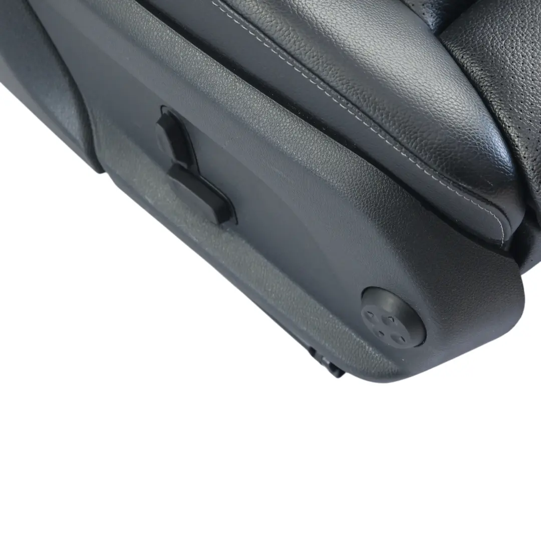 Asiento Delantero Calefactado Eléctrico Izquierdo Polipiel Negro para Mercedes W205 con número de pieza A2059100747 Mercedes W205 Asiento Delantero Calefactado Eléctrico Izquierdo Polipiel Negro - SKU A2059100747-7 - Número de pieza A2059100747