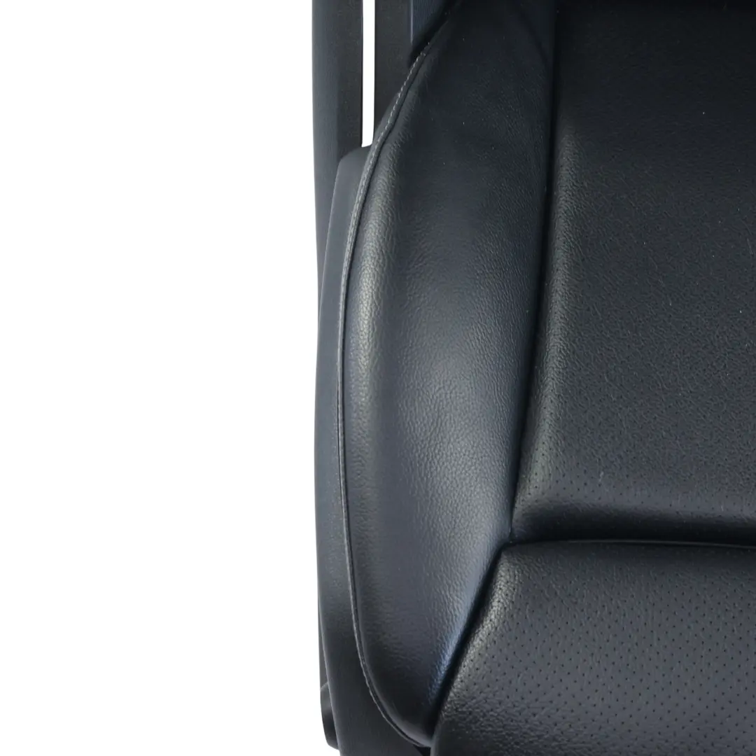 Fotel Przedni Lewy Grzany Elektryczny Imitacja Skóry Czarna do Mercedes W205 o numerze A2059100747 Mercedes W205 Fotel Przedni Lewy Grzany Elektryczny Imitacja Skóry Czarna - SKU A2059100747-7 - Numer Części A2059100747