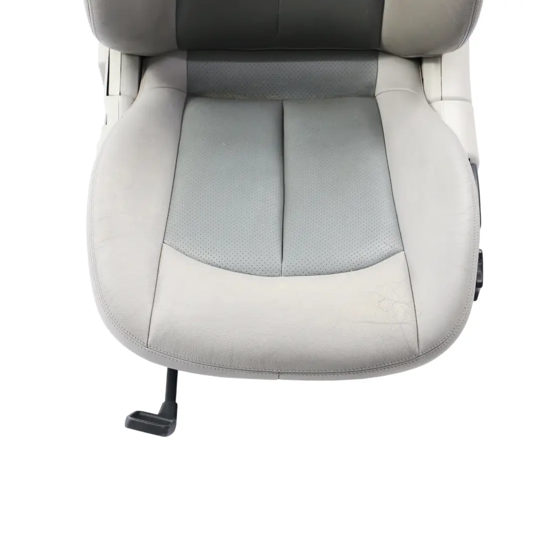 Fotel Przedni Lewy Skóra Nappa Szara do Mercedes A209 C209 o numerze A2099108347 Mercedes A209 C209 Fotel Przedni Lewy Skóra Nappa Szara - SKU A2099108347-1 - Numer Części A2099108347