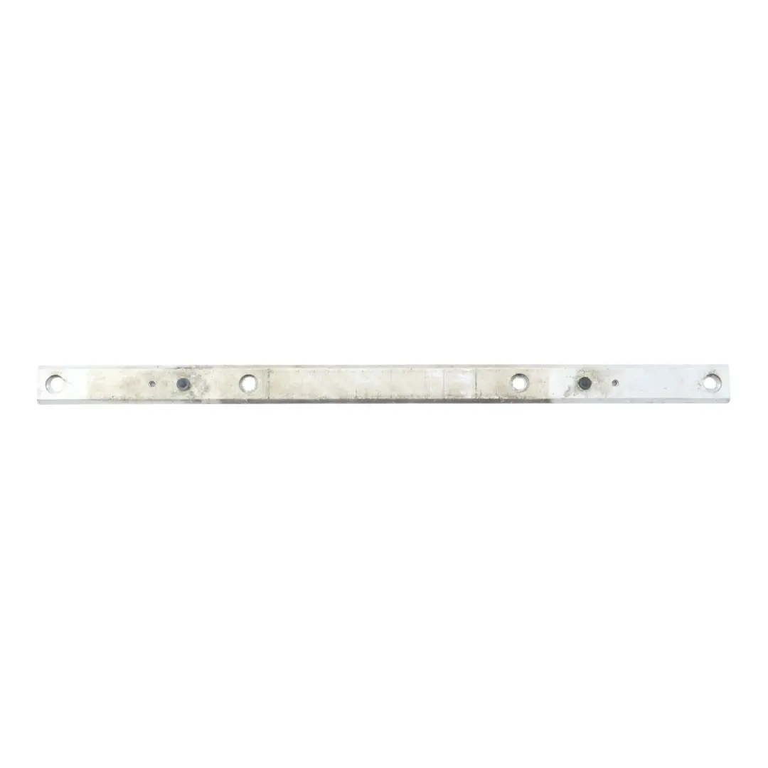 Unterboden Strebe Verstärkung Halter Halterung Hinten für Mercedes W212 mit Teilenummer A2126190300 Mercedes W212 Unterboden Strebe Verstärkung Halter Halterung Hinten - SKU A2126190300 - Teilenummer A2126190300