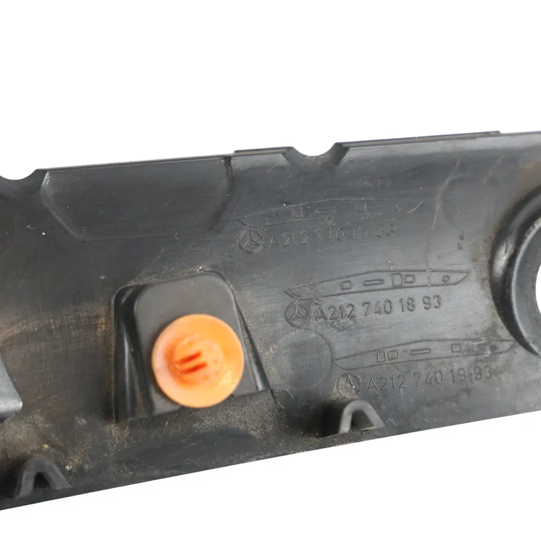 Mercedes W212 Listwa Klamka Bagażnika Czarna - SKU A2127401793 - Numer Części A2127401793