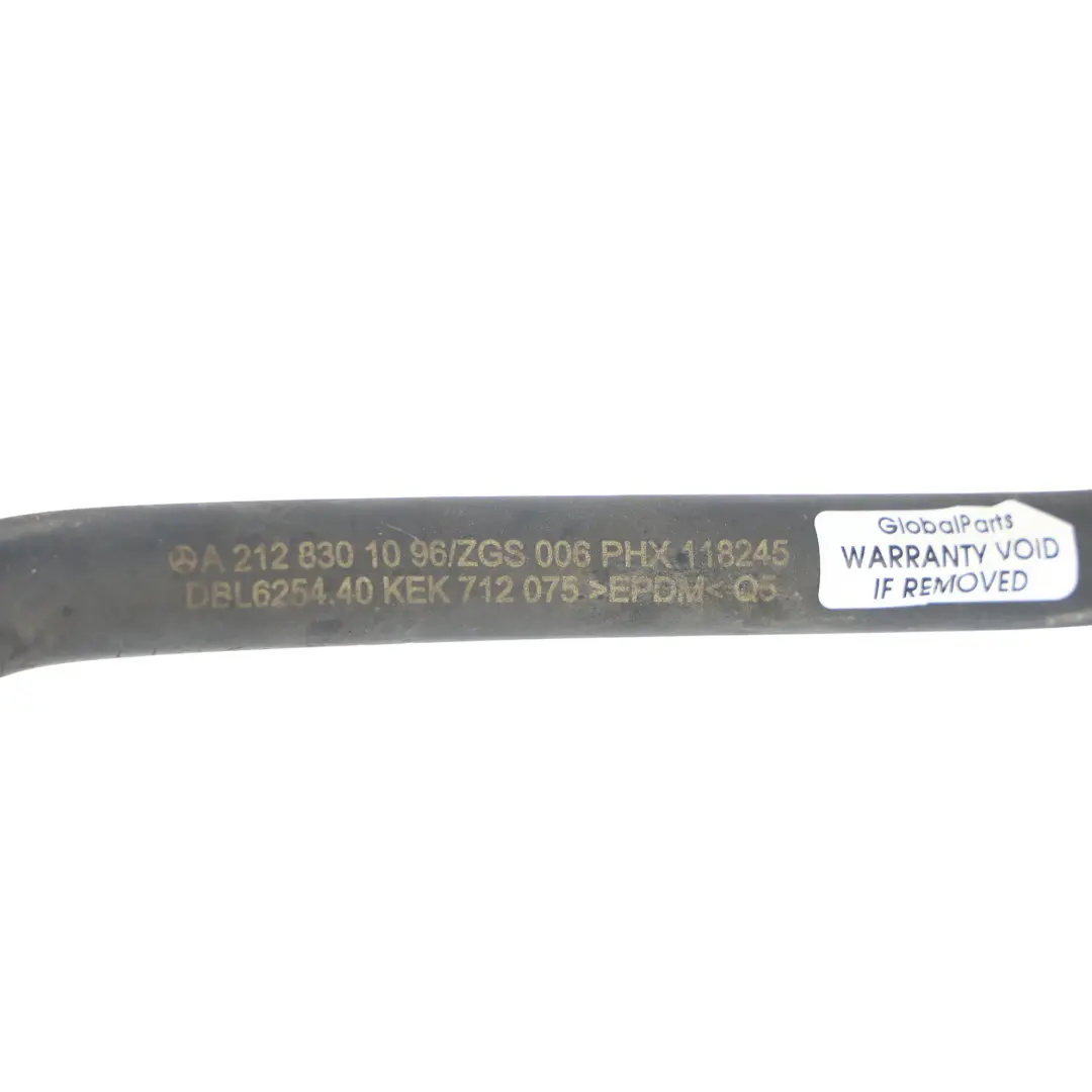 Mercedes W212 C218 W212 Manguera Refrigerante Motor Depósito Expansión A21283010 - SKU A2128301096 - Número de pieza A2128301096