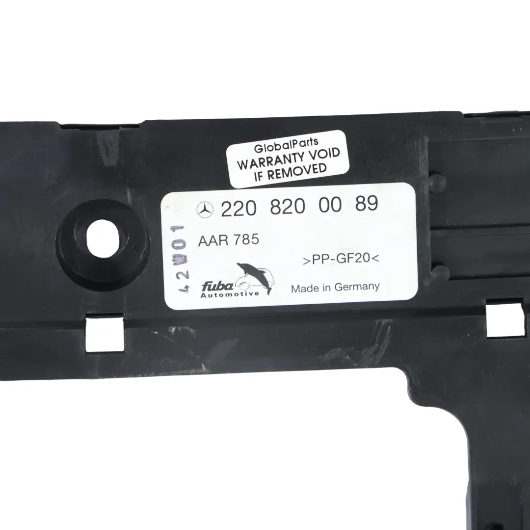 Mercedes W220 Hinten Dachrahmen Antennenverstärker Wärmereflexion - SKU A2208200089 - Teilenummer A2208200089