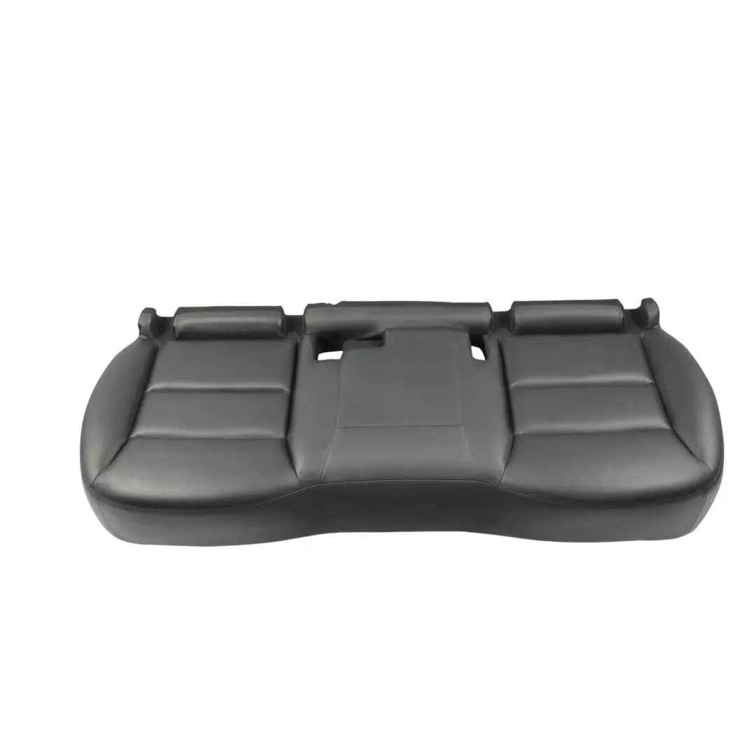 Kanapa Tylna Siedzisko Siedzenie Czarna Skóra do Mercedes W246 o numerze A2469203901 Mercedes W246 Kanapa Tylna Siedzisko Siedzenie Czarna Skóra - SKU A2469203901 - Numer Części A2469203901
