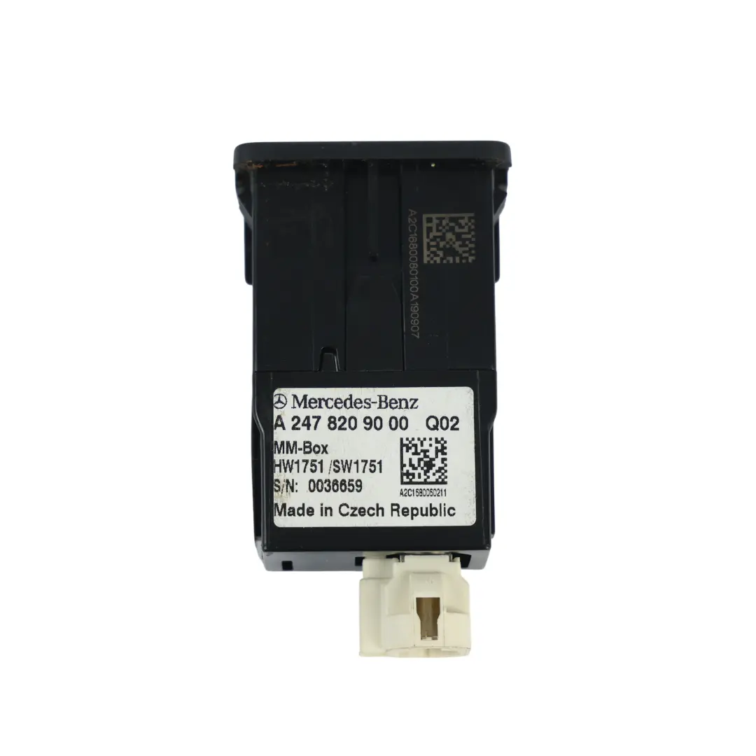 Benz GLC X253 Puerto USB C Embellecedor para Mercedes con número de pieza A2478209000 Mercedes Benz GLC X253 Puerto USB C Embellecedor - SKU A2478209000 - Número de pieza A2478209000