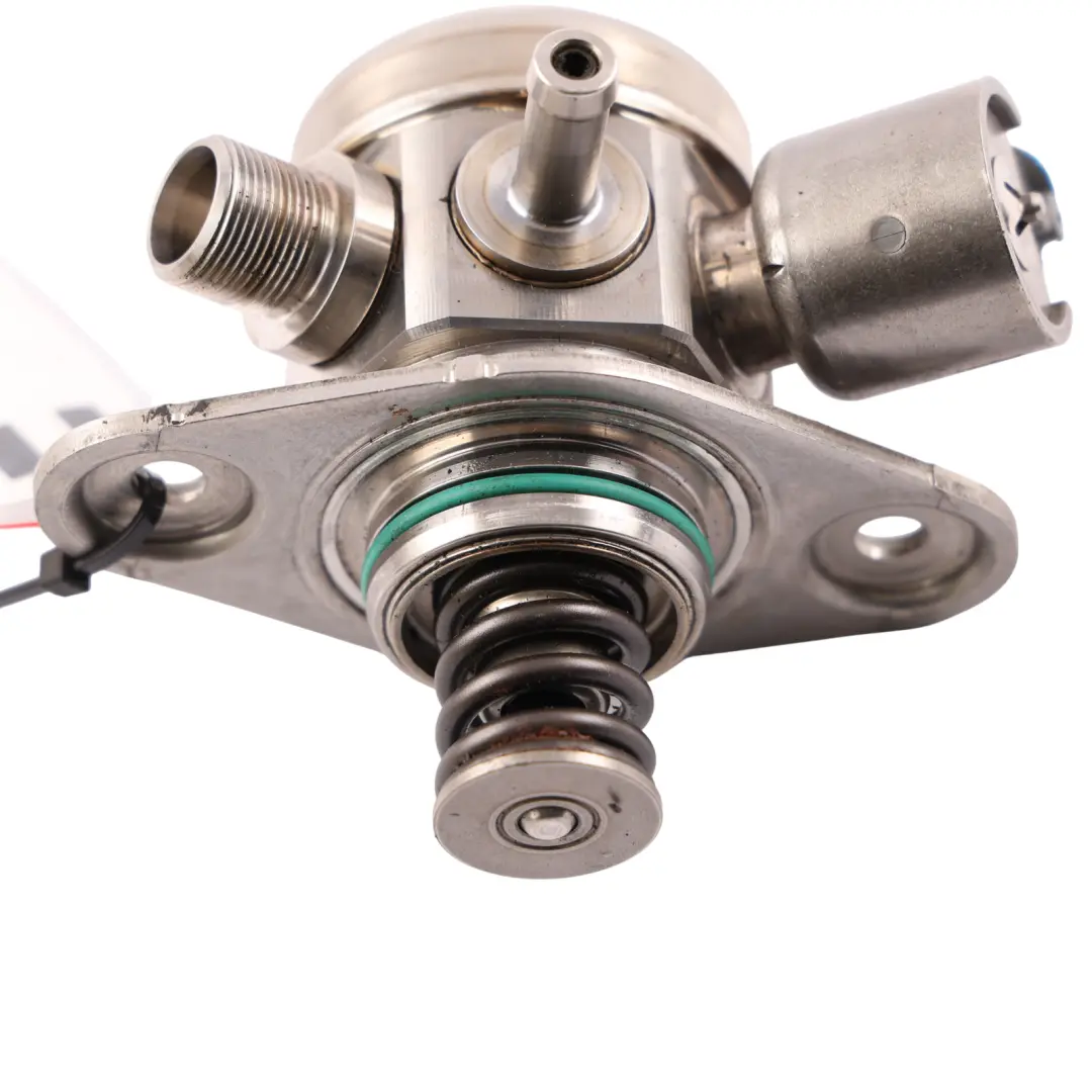 High Pressure Pump M270 Petrol to Mercedes W176 W246 Fuel Injection with Part number A2700700501 Mercedes W176 W246 Fuel Injection High Pressure Pump M270 Petrol - SKU A2700700501-1 - Part number A2700700501