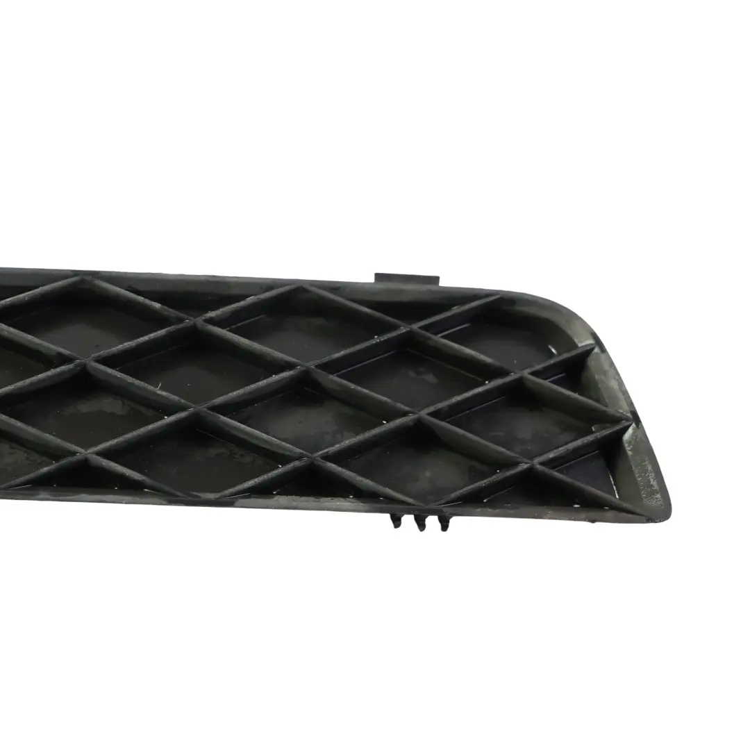 C451 Grille Pare-chocs Arrière Droite Cache Moulure pour Smart Fortwo à propos du numéro de pièce A4518840285 Smart Fortwo C451 Grille Pare-chocs Arrière Droite Cache Moulure - SKU A4518840285 - Numéro de pièce A4518840285