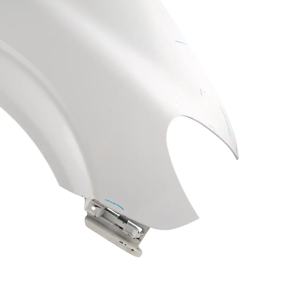Wing Panel Delantero Derecho Fender Arctic White - 9147 para Mercedes Vito W639 con número de pieza A6396305207 Mercedes Vito W639 Wing Panel Delantero Derecho Fender Arctic White - 9147 - SKU A6396305207-ARW4 - Número de pieza A6396305207