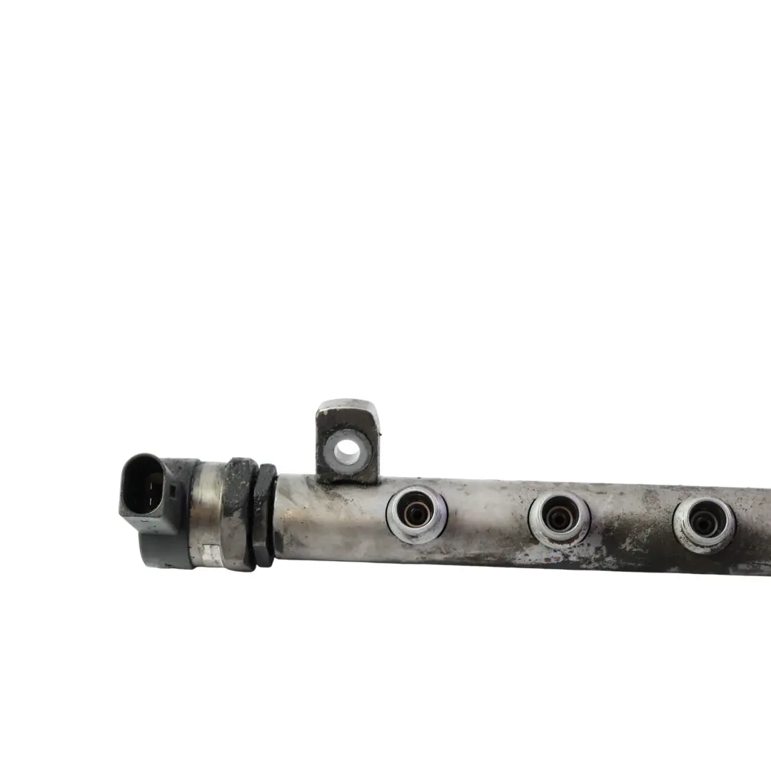 High Pressure Injection Fuel Rail Diesel OM640 to Mercedes W169 W245 with Part number A6400702095 Mercedes W169 W245 High Pressure Injection Fuel Rail Diesel OM640 - SKU A6400702095-1 - Part number A6400702095