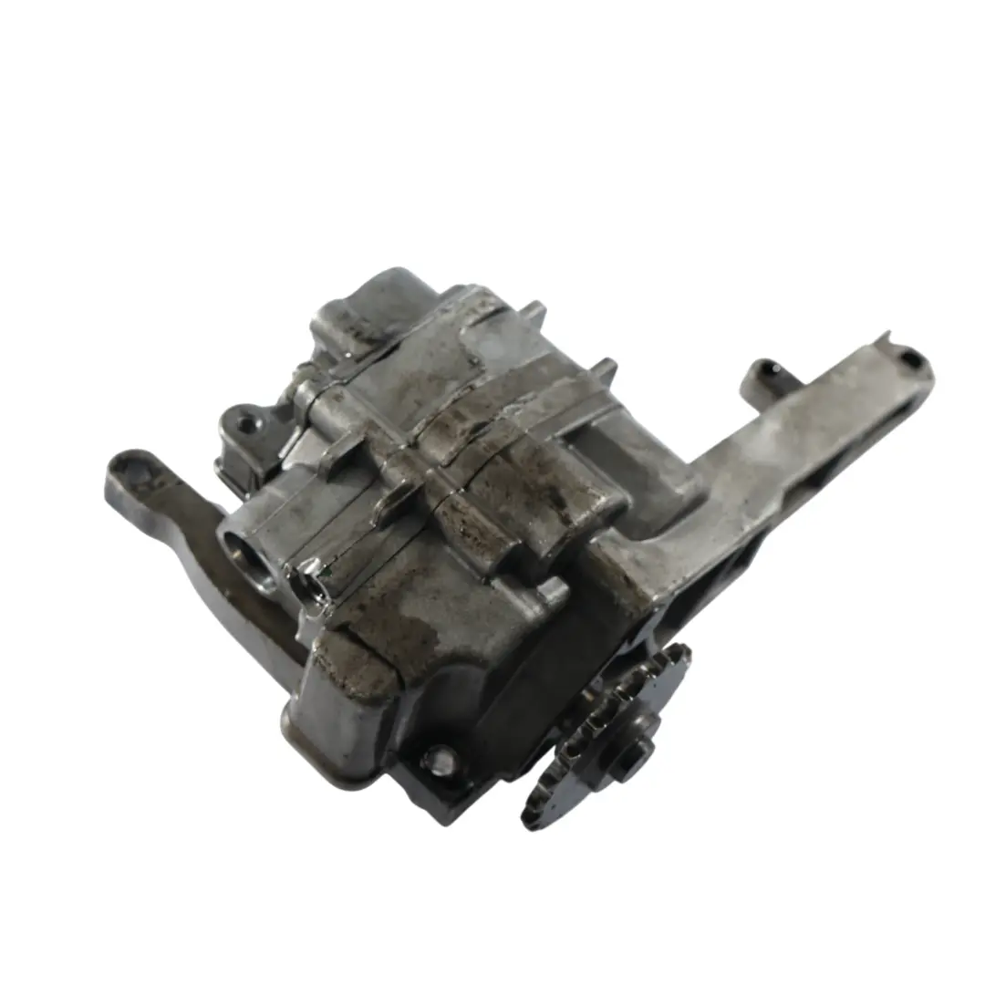 Oil Pump 3.0 Diesel OM642 to Mercedes W212 W213 C218 with Part number A6421802801 Mercedes W212 W213 C218 Oil Pump 3.0 Diesel OM642 - SKU A6421802801 - Part number A6421802801