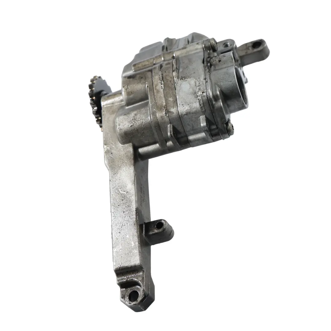 Oil Pump 3.0 Diesel OM642 to Mercedes W212 W213 C218 with Part number A6421802801 Mercedes W212 W213 C218 Oil Pump 3.0 Diesel OM642 - SKU A6421802801 - Part number A6421802801