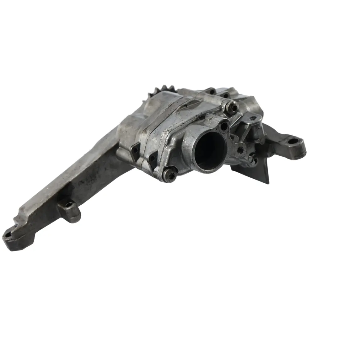 Oil Pump 3.0 Diesel OM642 to Mercedes W212 W213 C218 with Part number A6421802801 Mercedes W212 W213 C218 Oil Pump 3.0 Diesel OM642 - SKU A6421802801 - Part number A6421802801