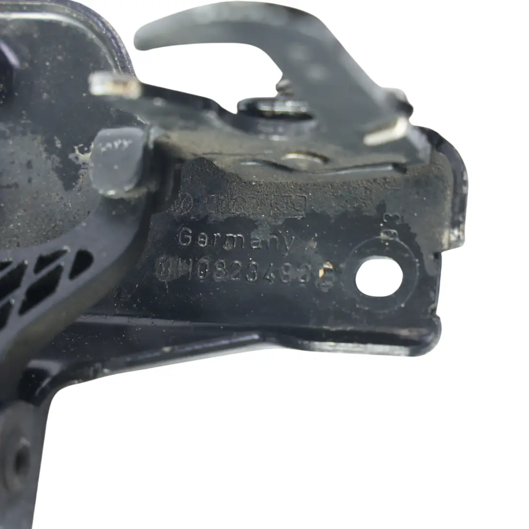 Cierre Capó Delantero Gancho Cubierta Motor para Audi A4 B6 con número de pieza 8H0823480B Audi A4 B6 Cierre Capó Delantero Gancho Cubierta Motor - SKU 8H0823480B - Número de pieza 8H0823480B