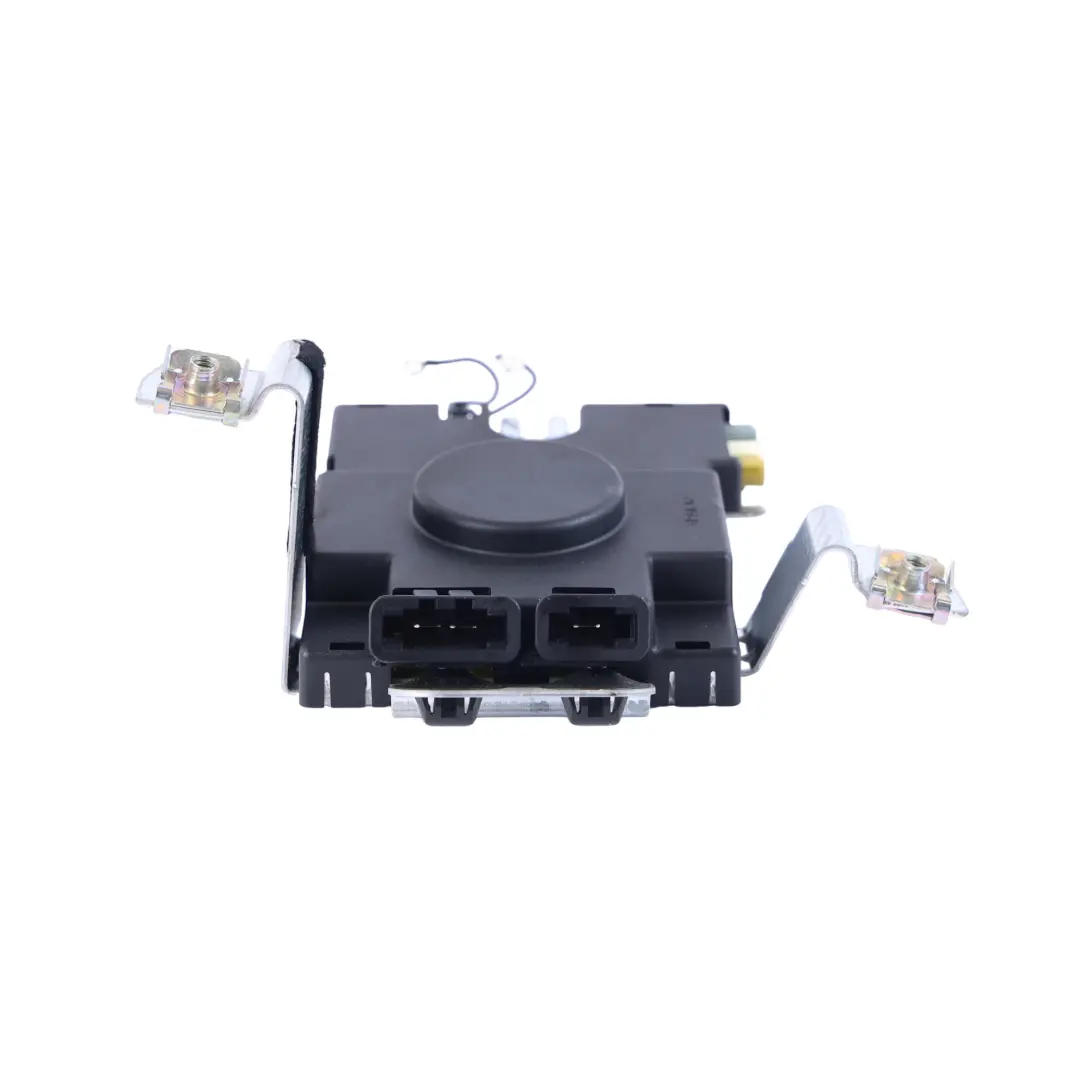 Audi A3 8P Aerial Amplifier Antenna Module Boot Lid Rear Left N/S - SKU 8P0035225 - Part number 8P0035225