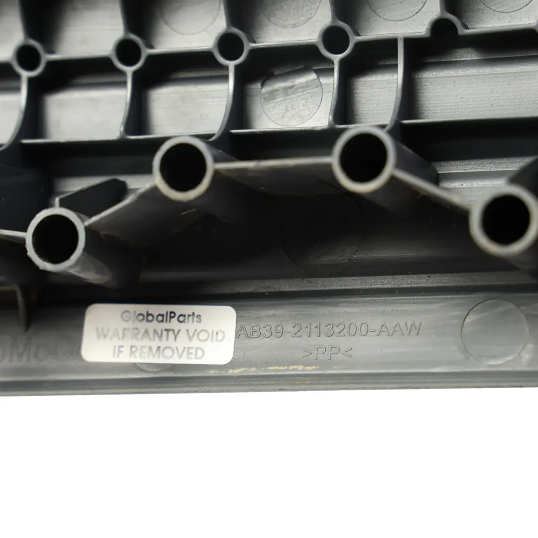 Ford Ranger Mk6 Rivestimento Battitacco Anteriore Destro - SKU AB39-2113200-AAW - Numero di parte AB39-2113200-AAW
