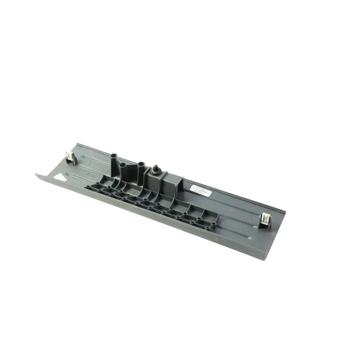 Mk6 Cubierta Estribo Puerta Trasera Derecha para Ford Ranger con número de pieza AB39-2613244-AAW Ford Ranger Mk6 Cubierta Estribo Puerta Trasera Derecha - SKU AB39-2613244-AAW - Número de pieza AB39-2613244-AAW