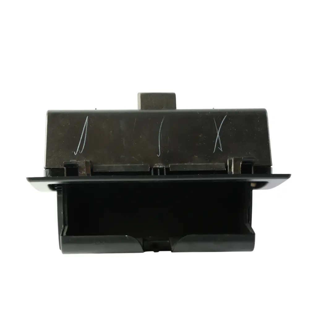 Mk6 Luce Lettura Interna Rivestimento AB39-R045B54-B per Ford Ranger Wildtrak con numero di parte AB39-R045B54-A Ford Ranger Wildtrak Mk6 Luce Lettura Interna Rivestimento AB39-R045B54-B - SKU AB39-R045B54-A - Numero di parte AB39-R045B54-A