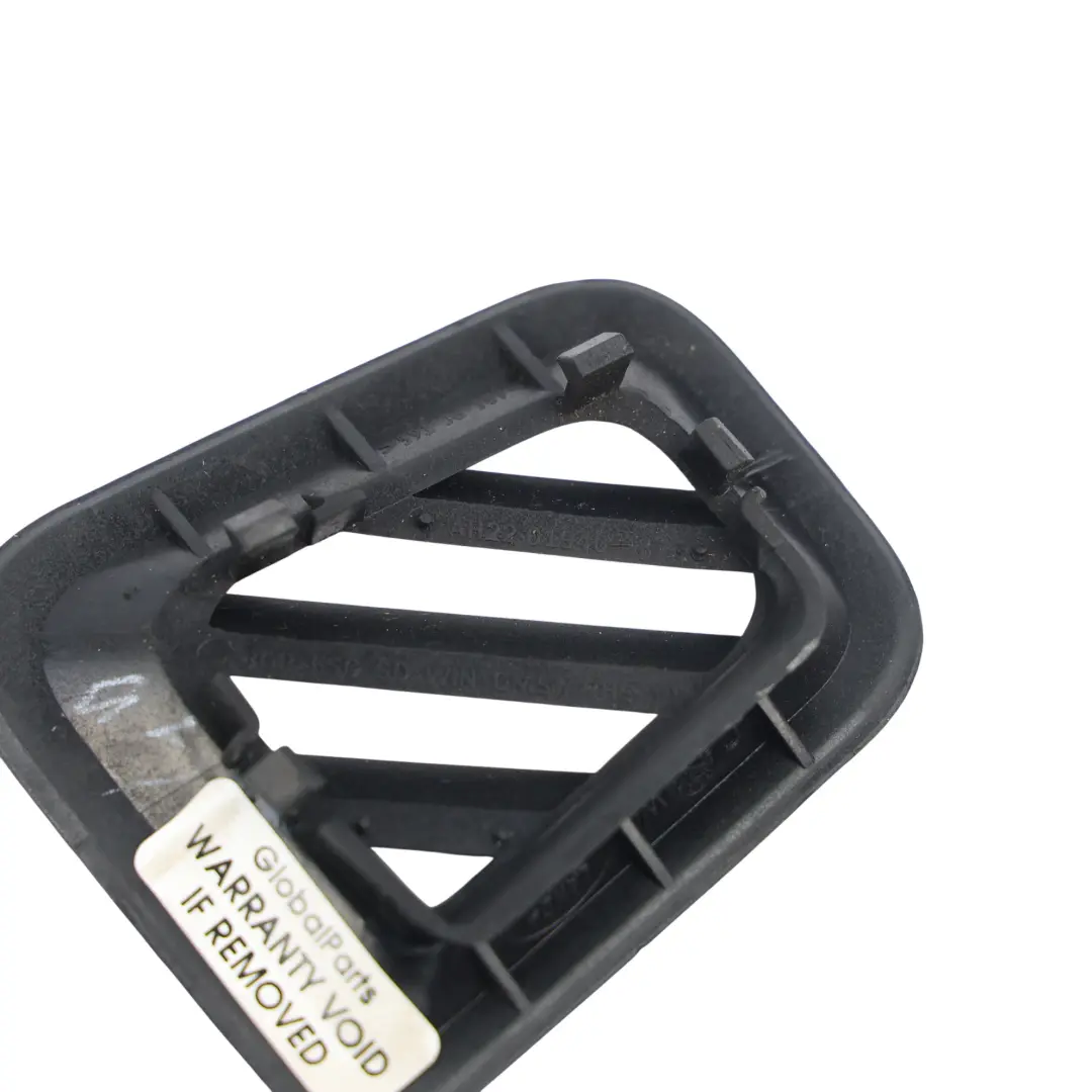 Land Rover Discovery 4 L319 Dashboard Upper Air Vent Left N/S - SKU AH22-01940-B - Part number AH22-01940-B