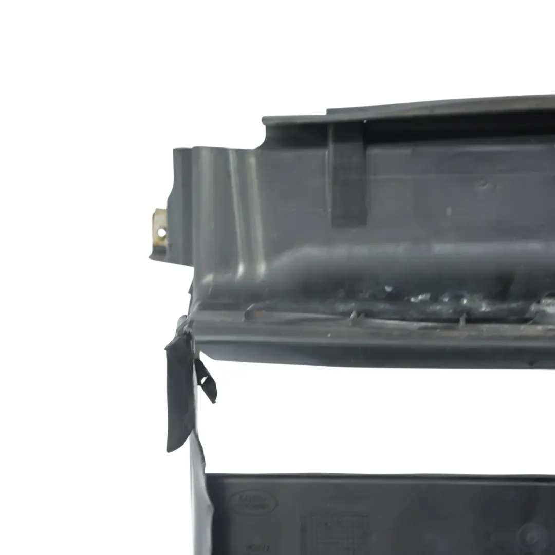 Range Rover Sport L320 Conduit Air Panneau Radiateur Avant - SKU AH22-019A01-AB - Numéro de pièce AH22-019A01-AB