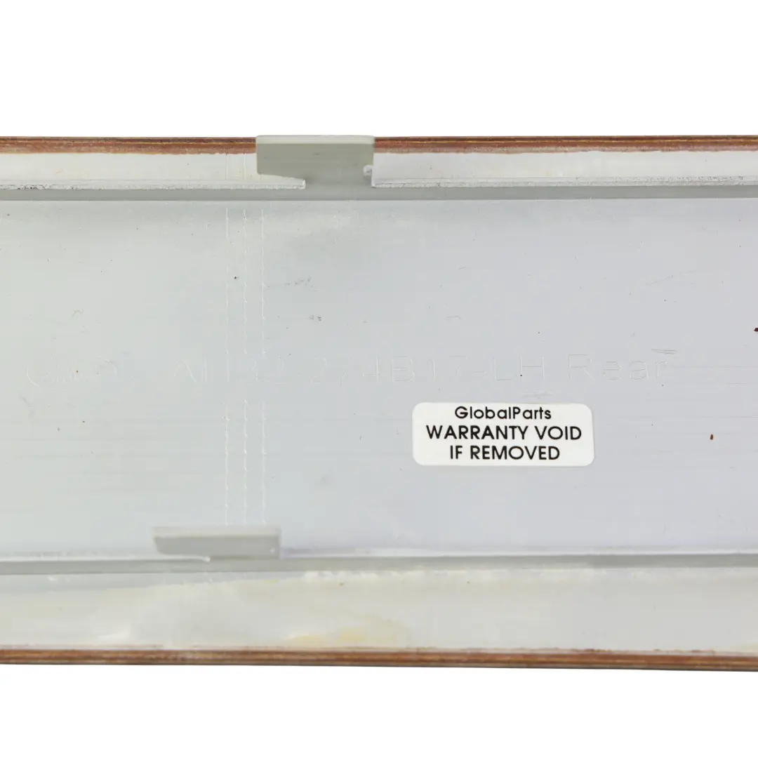 Panel Embellecedor Puerta Trasera Izquierda AH32-274B17 para Range Rover Sport L320 con número de pieza AH32-274B17-LH Range Rover Sport L320 Panel Embellecedor Puerta Trasera Izquierda AH32-274B17 - SKU AH32-274B17-LH - Número de pieza AH32-274B17-LH