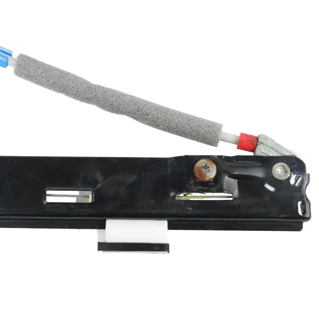 Motore Alzacristallo Porta Scorrevole Posteriore Destro AV11-14553-L4 per Ford B-Max con numero di parte AV11-R27000 Ford B-Max Motore Alzacristallo Porta Scorrevole Posteriore Destro AV11-14553-L4 - SKU AV11-R27000 - Numero di parte AV11-R27000