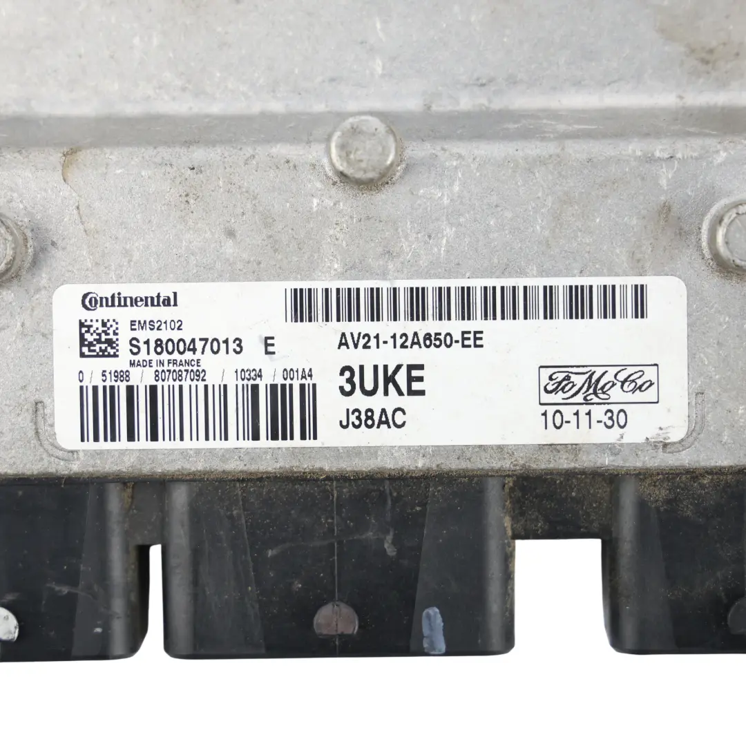 Motorsteuergerät 1.4 SPJC 97HP Schaltgetriebe für Ford Fiesta Mk7 mit Teilenummer AV21-12A650-EE Ford Fiesta Mk7 Motorsteuergerät 1.4 SPJC 97HP Schaltgetriebe - SKU AV21-12A650-EE - Teilenummer AV21-12A650-EE