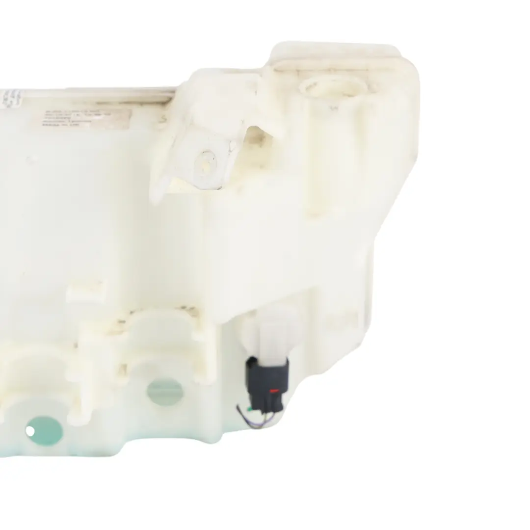 Réservoir Lave-Glace pour Land Rover Discovery L550 à propos du numéro de pièce BJ32-17B613 Land Rover Discovery L550 Réservoir Lave-Glace - SKU BJ32-17B613-BG - Numéro de pièce BJ32-17B613