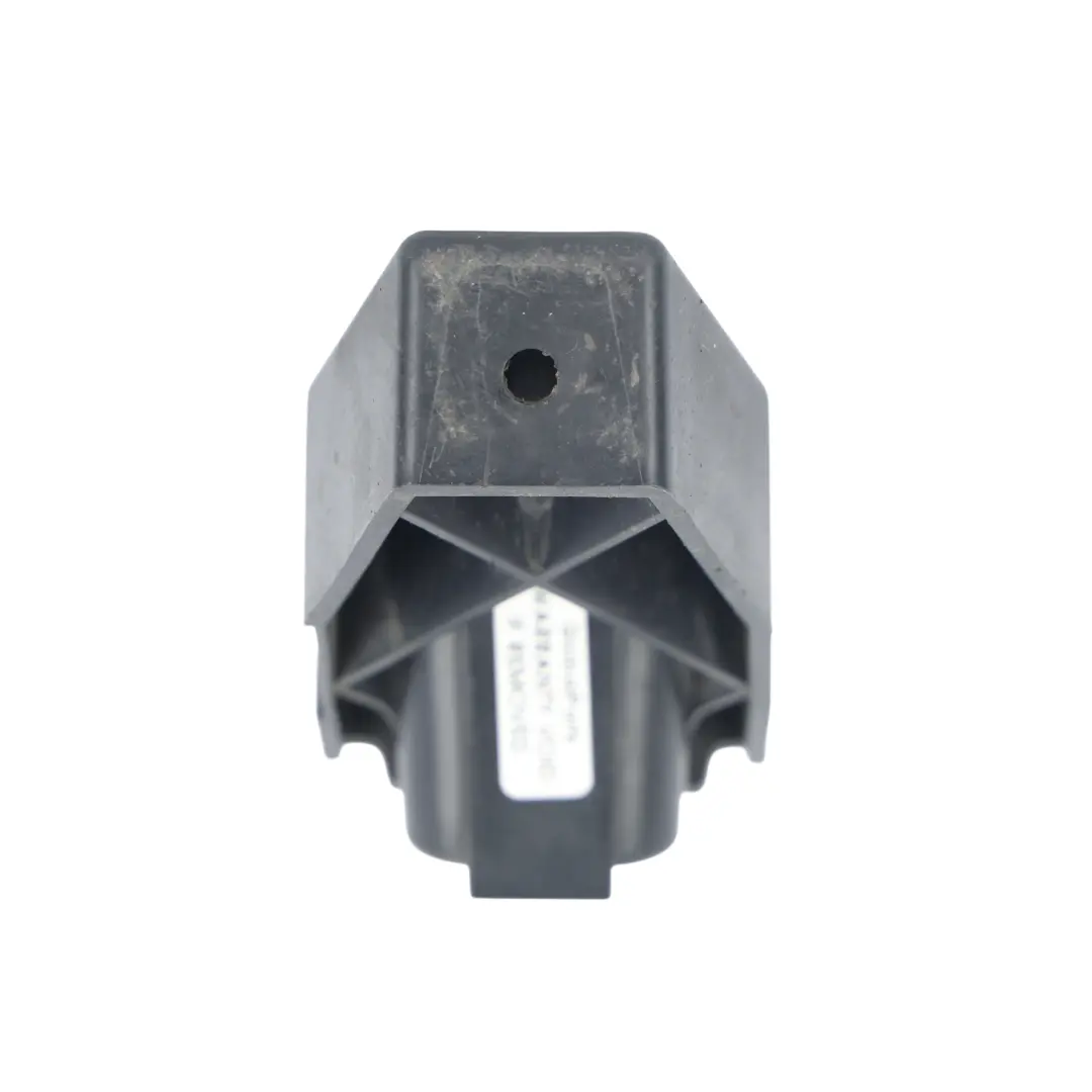 Ford Focus Mk3 Tylny Prawy Uchwyt Mocowania Zderzaka - SKU BM51-A17B918-A - Numer Części BM51-A17B918-A
