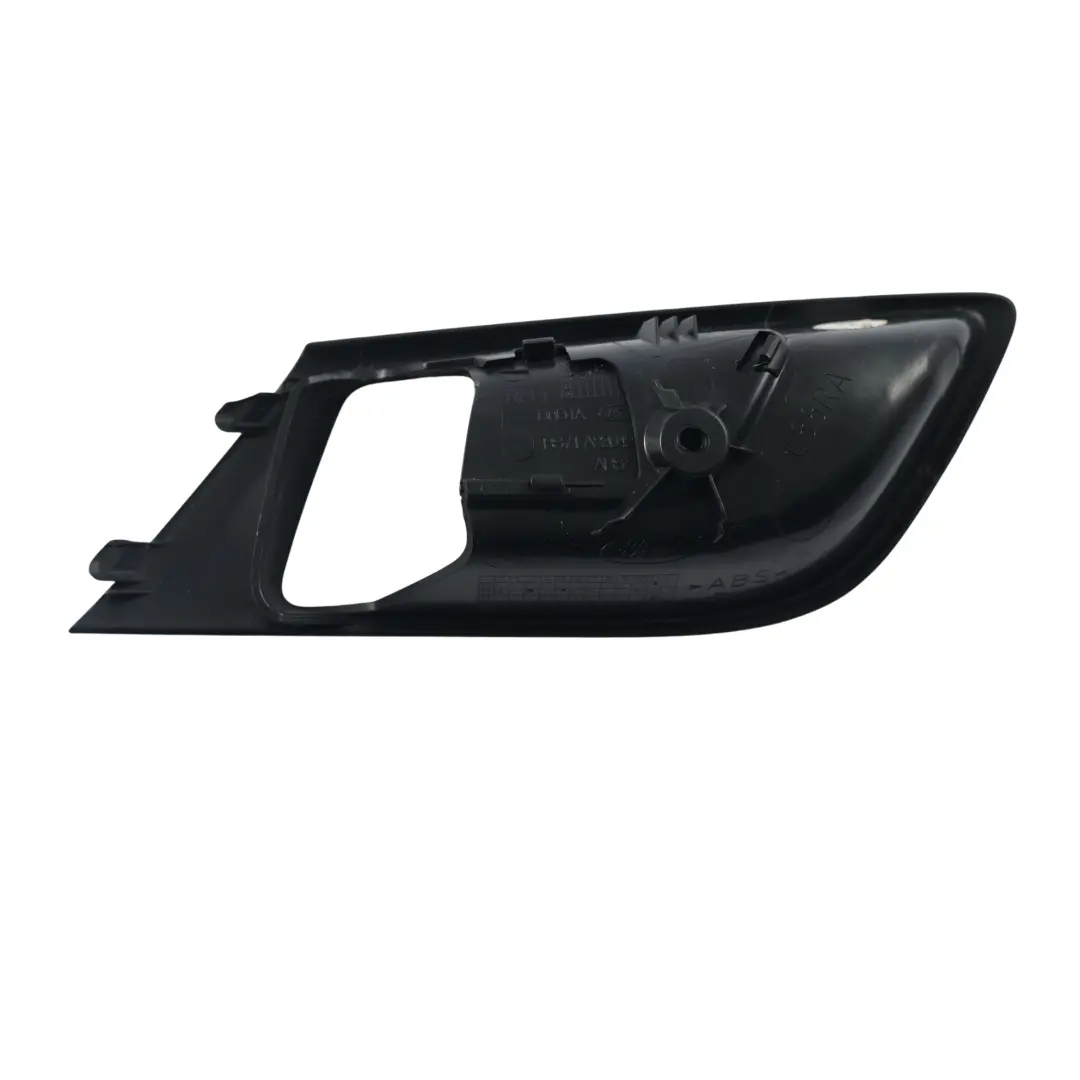 Mk4 Interior Door Card Handle Trim Right O/S to Ford Mondeo with Part number BS71-A226A36-BEW Ford Mondeo Mk4 Interior Door Card Handle Trim Right O/S - SKU BS71-A226A36-BEW - Part number BS71-A226A36-BEW