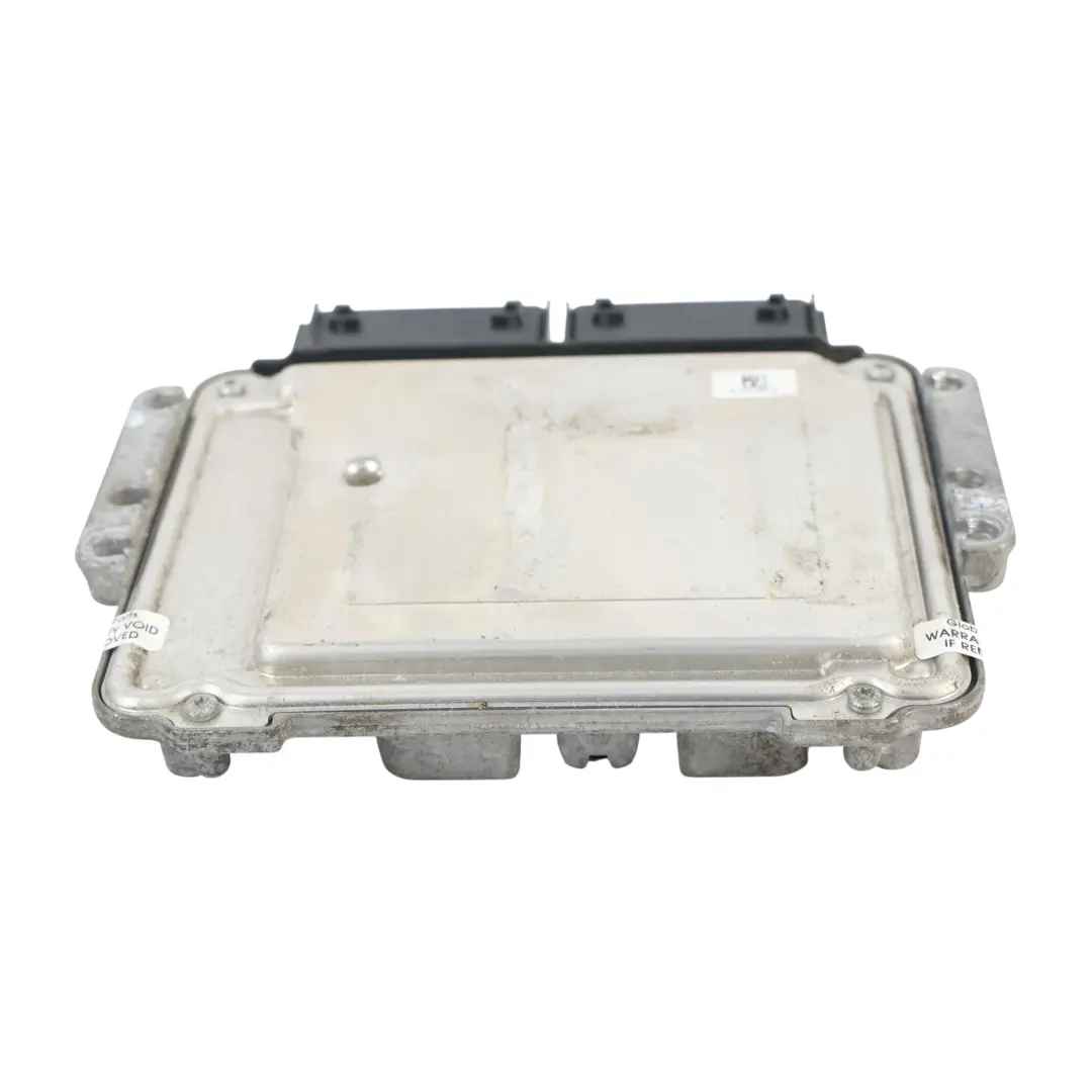 Sterownik Silnika ECU 1.0 Benzyna 80KM do Ford Fiesta Mk7 o numerze C1B1-12A650-PC Ford Fiesta Mk7 Sterownik Silnika ECU 1.0 Benzyna 80KM - SKU C1B1-12A650-PC - Numer Części C1B1-12A650-PC