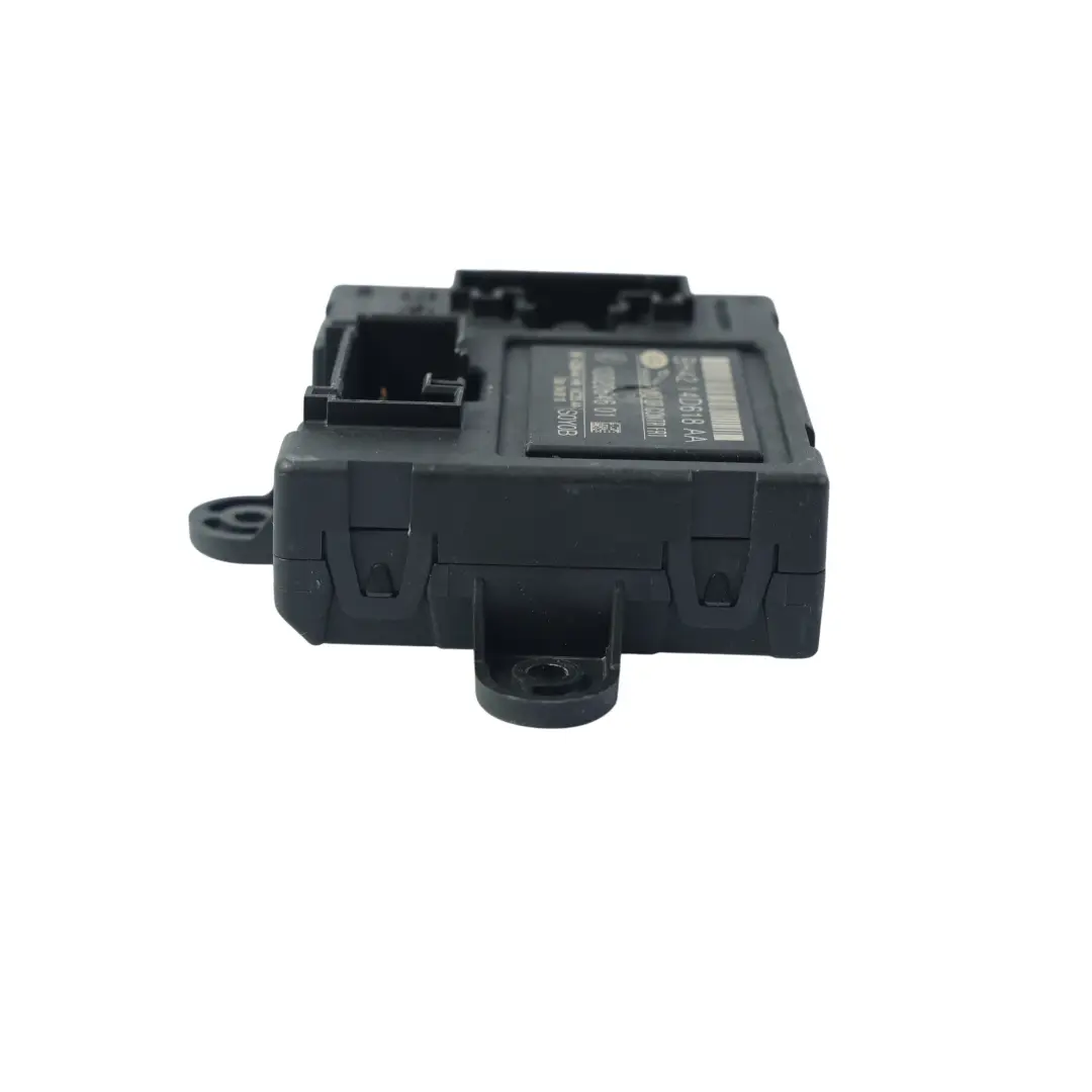 Sterownik Modułu Drzwi Przednich Prawy BH42-14D618-AA do Jaguar XF X250 o numerze C2D16741 Jaguar XF X250 Sterownik Modułu Drzwi Przednich Prawy BH42-14D618-AA - SKU C2D16741 - Numer Części C2D16741