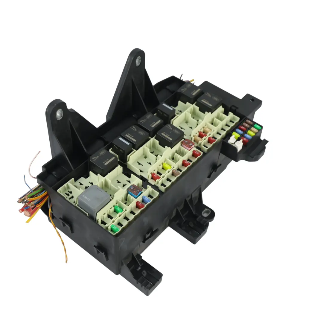 Fuse Box Board Rear Electric Fusebox 2.0 Diesel to Jaguar XF X260 Rear with Part number C2D23644 Jaguar XF X260 Rear Fuse Box Board Rear Electric Fusebox 2.0 Diesel - SKU C2D23644 - Part number C2D23644