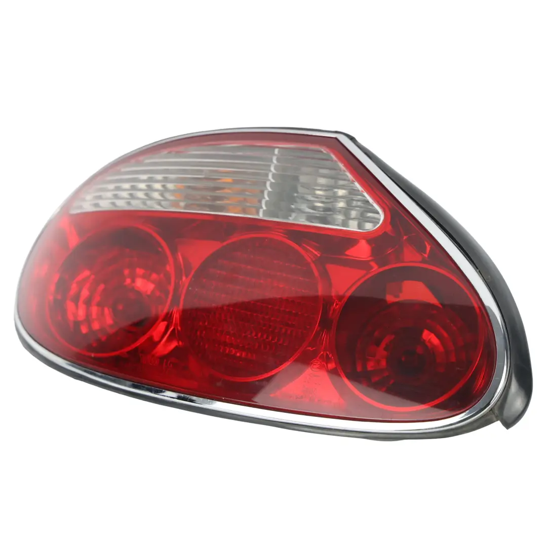 Luz Trasera Piloto Izquierdo 89024328 para Jaguar XK8 X100 con número de pieza C2N3719 Jaguar XK8 X100 Luz Trasera Piloto Izquierdo 89024328 - SKU C2N3719 - Número de pieza C2N3719
