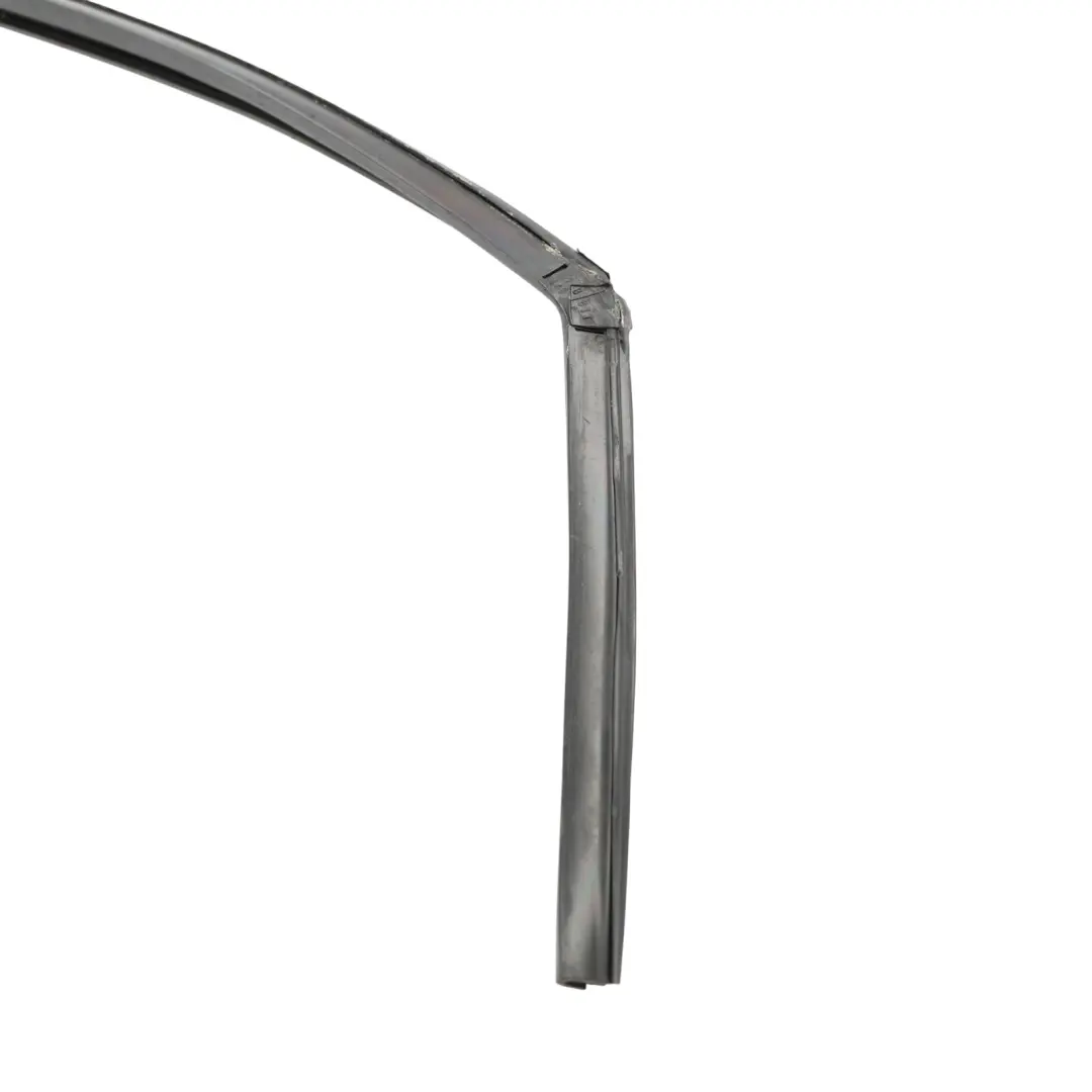 Front Window Run Channel Seal Passenger Door Left N/S to Jaguar X-Type with Part number C2S34473 Jaguar X-Type Front Window Run Channel Seal Passenger Door Left N/S - SKU C2S34473 - Part number C2S34473
