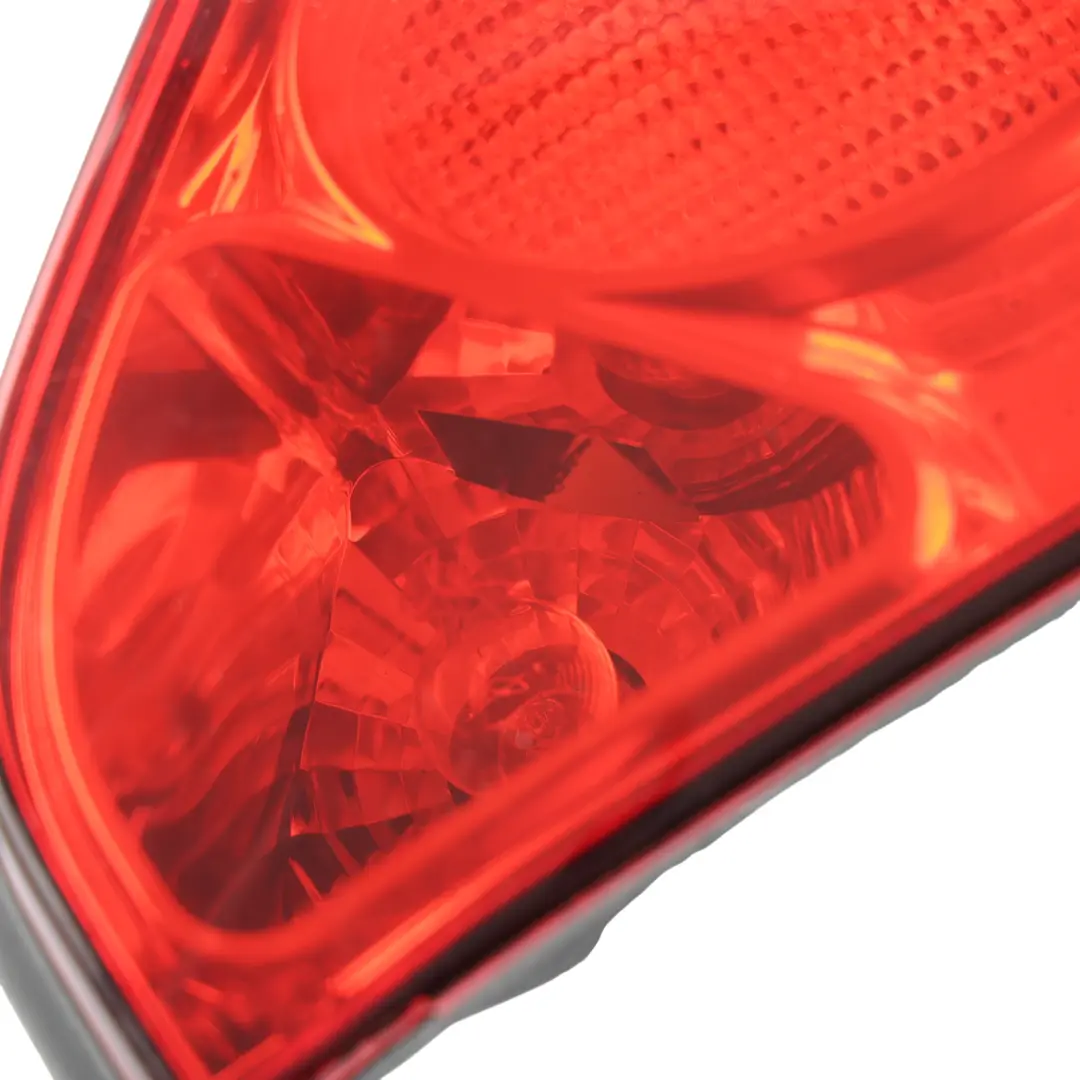 Jaguar X-Type X400 Saloon Rear Tail Light Cluster Right O/S - SKU C2S40487-1 - Part number C2S40487
