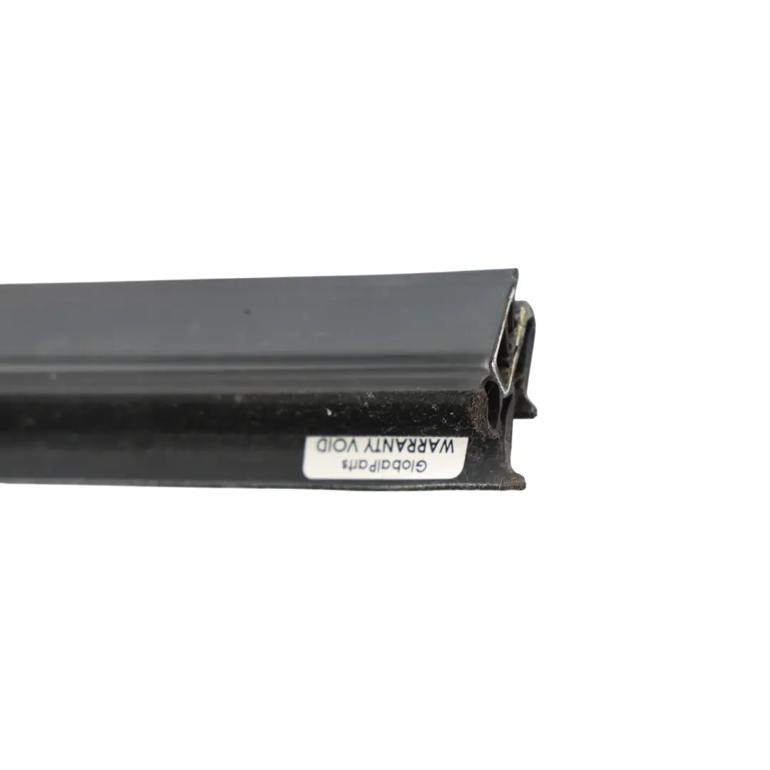Outer Door Waist Seal Rubber Right O/S 1X43-F25860-AM to Jaguar X-Type X400 Rear with Part number C2S42737 Jaguar X-Type X400 Rear Outer Door Waist Seal Rubber Right O/S 1X43-F25860-AM - SKU C2S42737 - Part number C2S42737