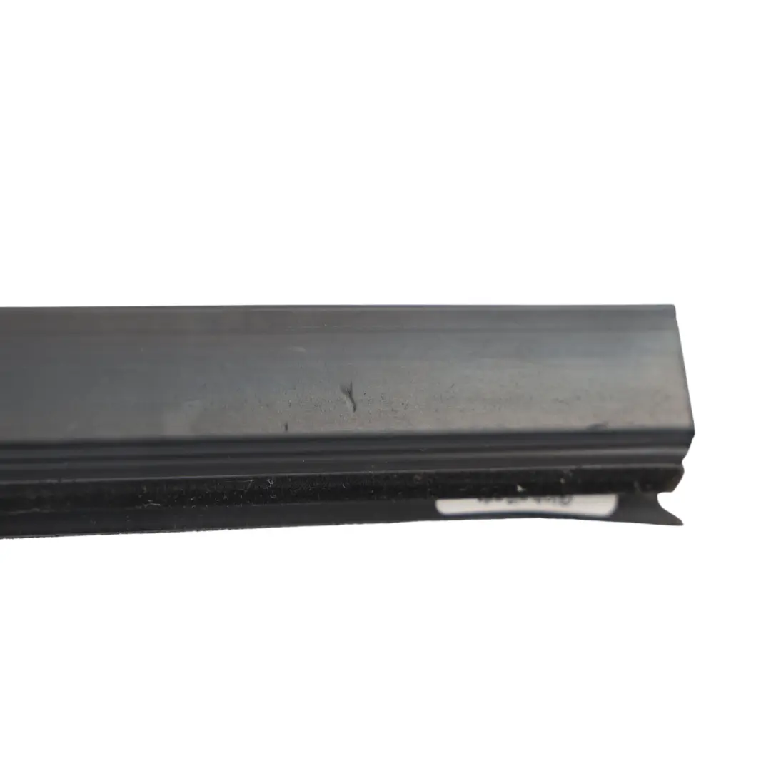 Outer Door Waist Seal Rubber Right O/S 1X43-F25860-AM to Jaguar X-Type X400 Rear with Part number C2S42737 Jaguar X-Type X400 Rear Outer Door Waist Seal Rubber Right O/S 1X43-F25860-AM - SKU C2S42737 - Part number C2S42737