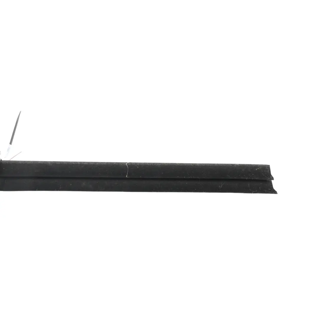 Outer Door Waist Seal Rubber Right O/S 1X43-F25860-AM to Jaguar X-Type X400 Rear with Part number C2S42737 Jaguar X-Type X400 Rear Outer Door Waist Seal Rubber Right O/S 1X43-F25860-AM - SKU C2S42737 - Part number C2S42737
