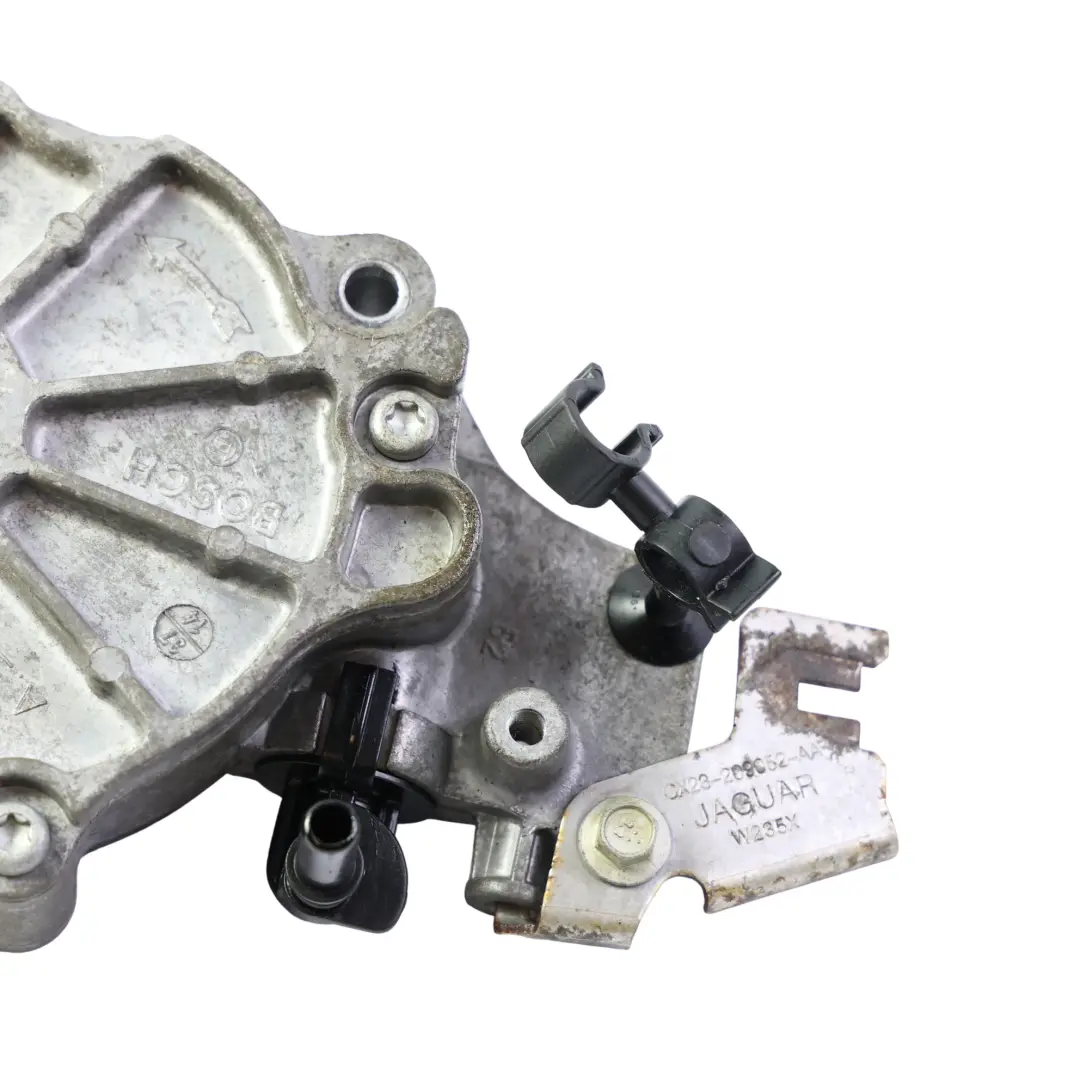 Jaguar XF X250 Pompe à Vide Frein 2.2 Diesel 224DT 6G9Q-2A451-AE - SKU C2S52525 - Numéro de pièce C2S52525