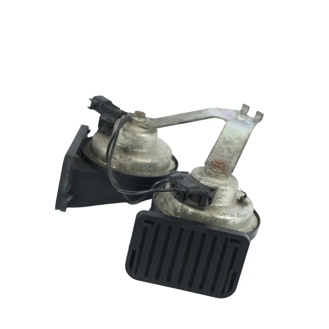 Horn Fanfare SIgnal Low High Tone BX23-13A803-AA to Jaguar XF X250 with Part number 8X23-13A803-AB Jaguar XF X250 Horn Fanfare SIgnal Low High Tone BX23-13A803-AA - SKU C2Z1113 - Part number 8X23-13A803-AB
